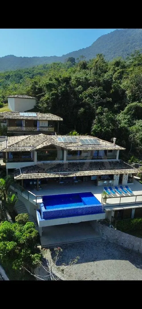 Mansão Exclusiva com 9 Suítes e Vista Deslumbrante no Norte de Ilhabela/SP — foto 1