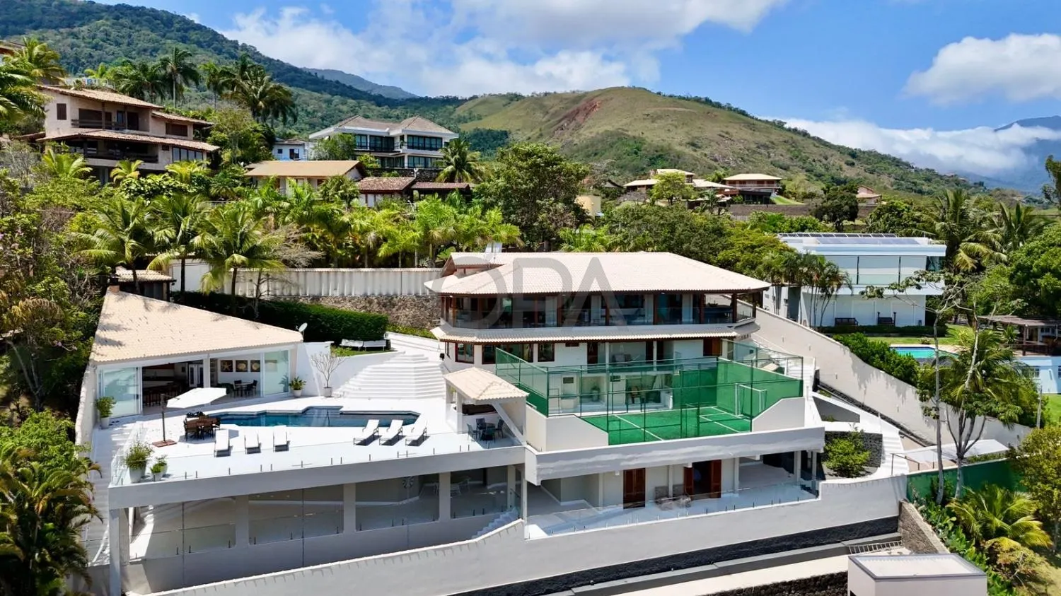 Casa Contemporânea no Engenho D’Água - Ilhabela/SP — foto 1