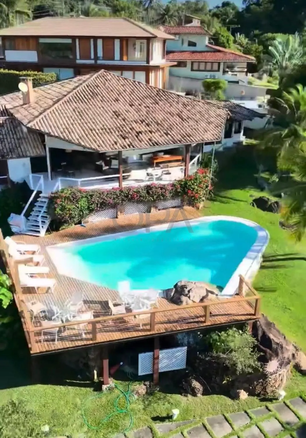 Propriedade pé-na-areia exclusiva na costeira sul de Ilhabela/SP — foto 1