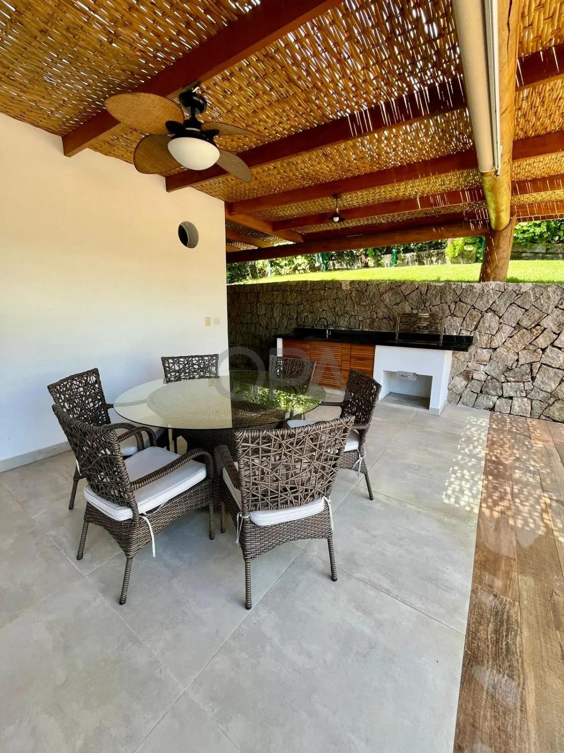 Duas Casas em Um Só Terreno: Conforto, Lazer e Potencial de Investimento! - Ilhabela/SP — foto 3