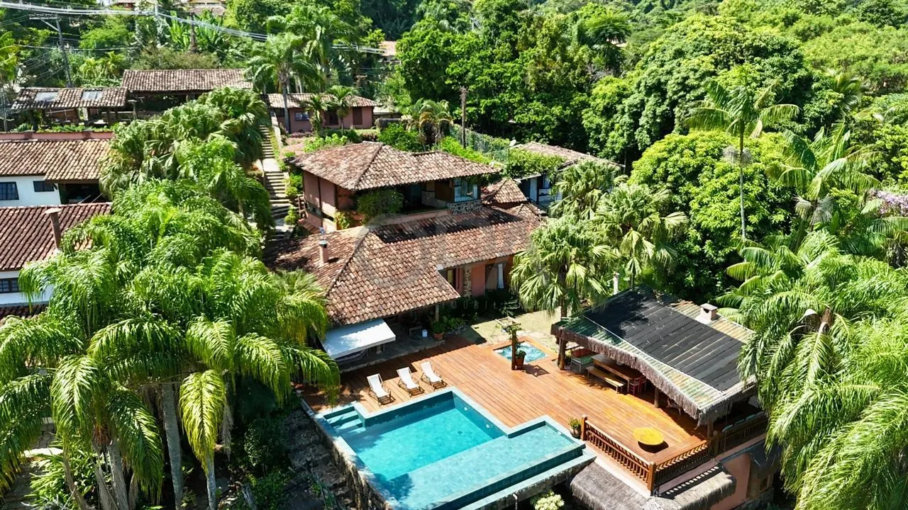 Casa com vista para o mar e pôr do sol entre a Praia da Feiticeira e o Julião - Ilhabela/SP — foto 3
