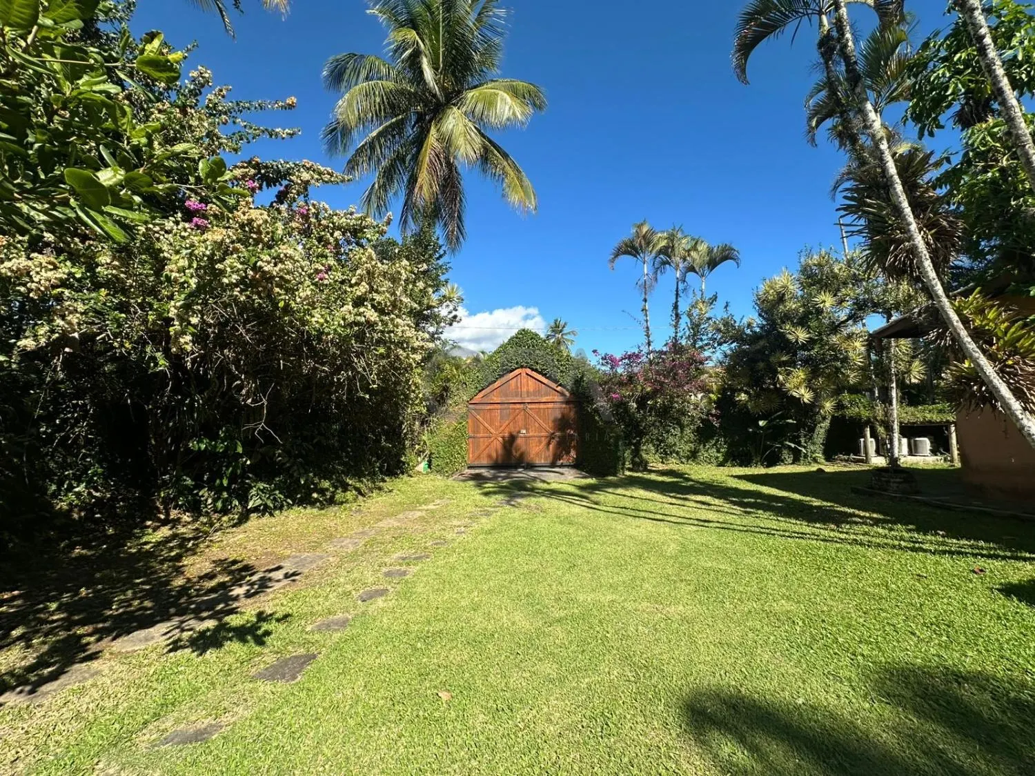 Casa clássica de praia em 3 lotes — foto 3